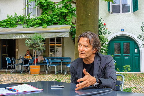 Die Gastronomiegenossenschaft Baseltor in Solothurn hat die Krise gut überstanden. Dies auch, weil niemand hinter uns steht, der Gewinne sehen will, ist Vorstandsvertreter Martin Volkart überzeugt.