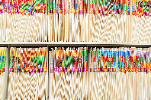 Wenn ein Sozialamt seine Datenablage digitalisiert, setzt es sich einer umfassenden Transformation aus. Die Digitalisierung der Daten ist für ein Sozialamt und seine Mitarbeitenden ein beschwerliches und kräfteraubendes Projekt.